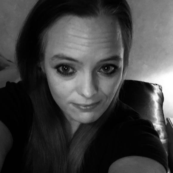 Meet the Posher Other - Meet your Posher, Amanda